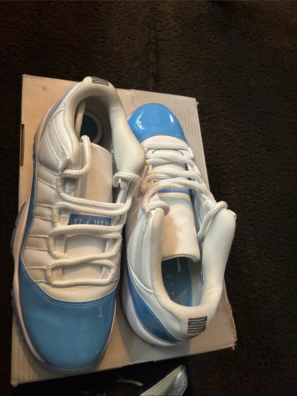 Jordan Kids White and Light Blue Low-Top Sneakers
